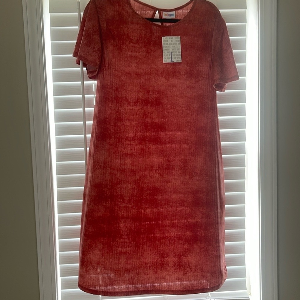LulaRoe Roselyn Large.. New with tags..